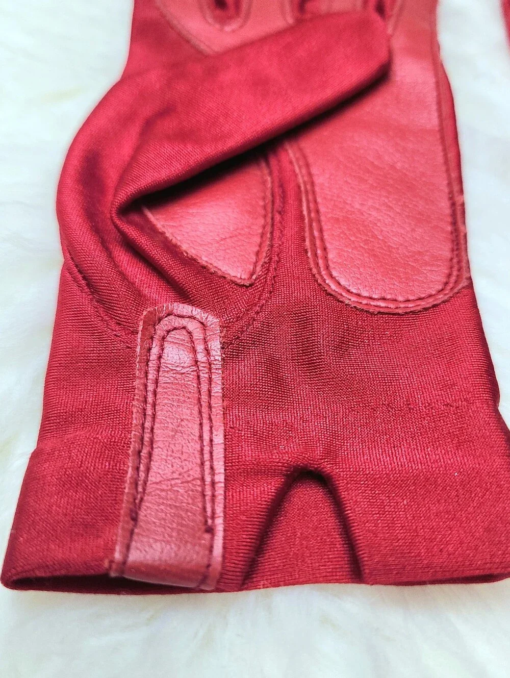 Vintage Gloves Ladies Red  Driving One Size With Stretch